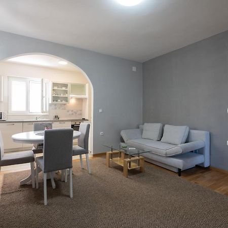 Modern Apartment Edda - Quiet Area - Close To Old Town And Beaches Zára Kültér fotó