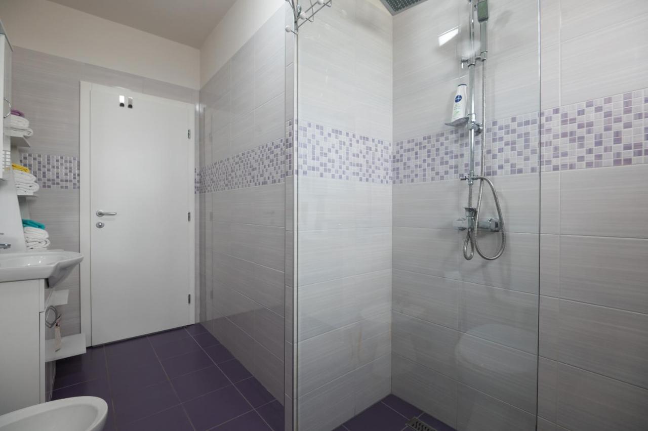 Modern Apartment Edda - Quiet Area - Close To Old Town And Beaches Zára Kültér fotó